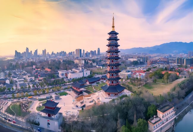 SUSA成功应用于金华万佛塔